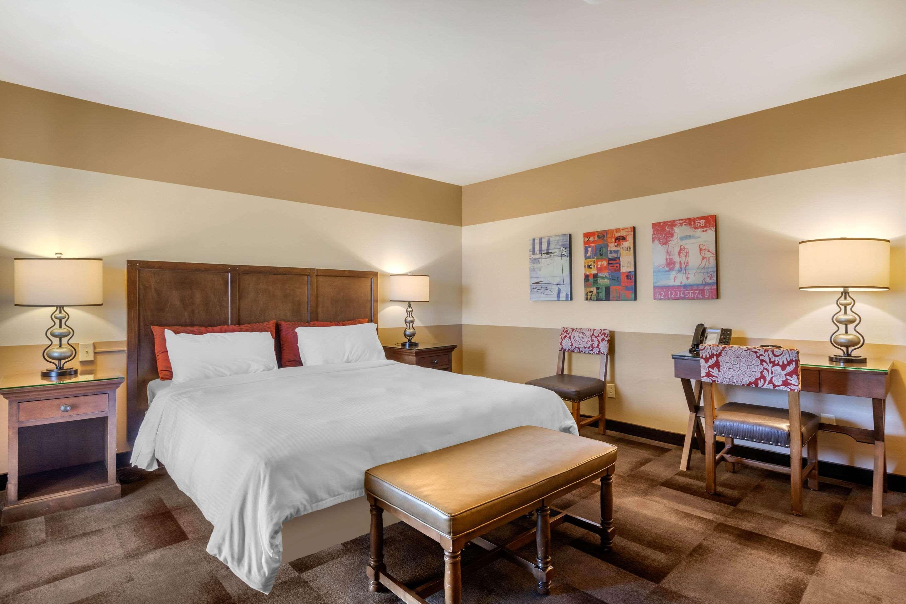 סאנטי Carlton Oaks Lodge, Ascend Hotel Collection מראה חיצוני תמונה