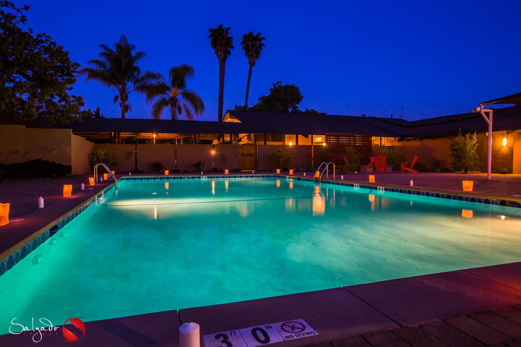 סאנטי Carlton Oaks Lodge, Ascend Hotel Collection מראה חיצוני תמונה